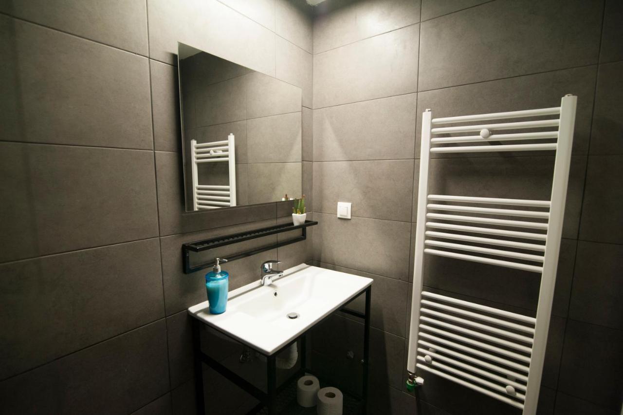 Mazi Rooms Venizelou Thessaloniki Exterior foto